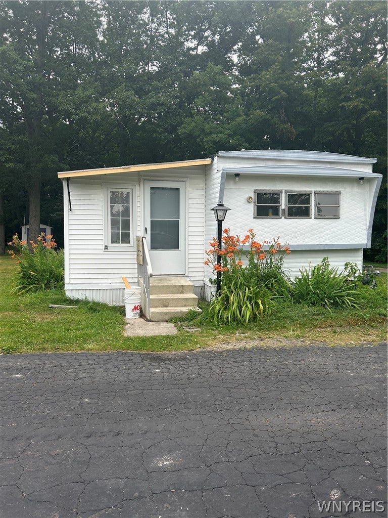 111 Andrus Court — photo