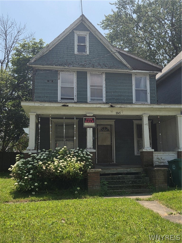 1845 Pierce Ave — photo