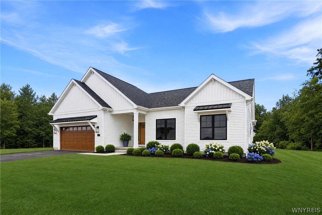 5693 Dorothy Circle — photo