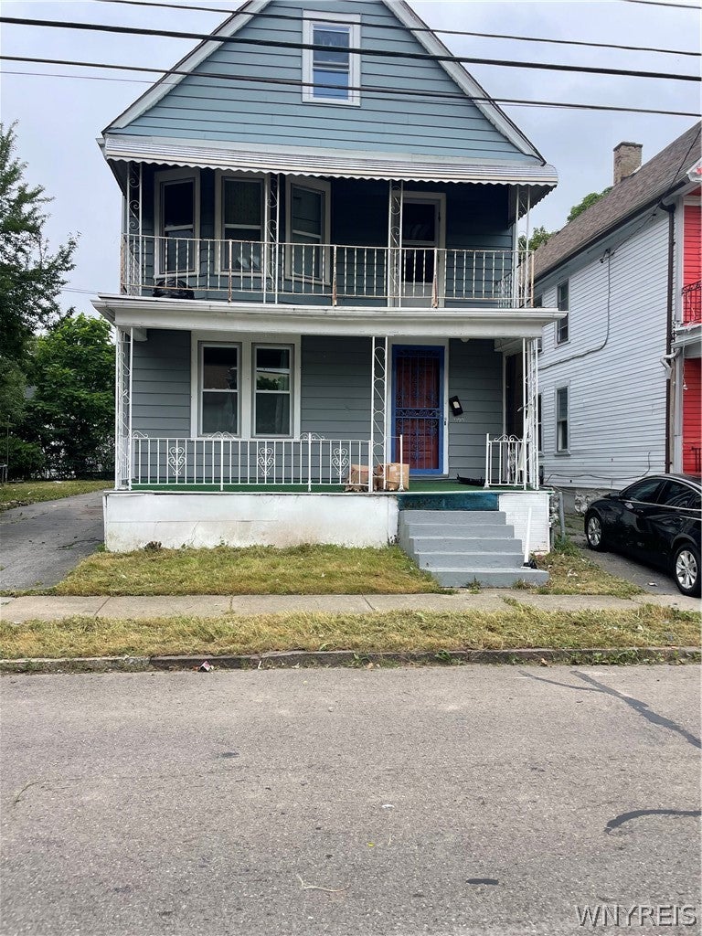 477 Riley Street — photo