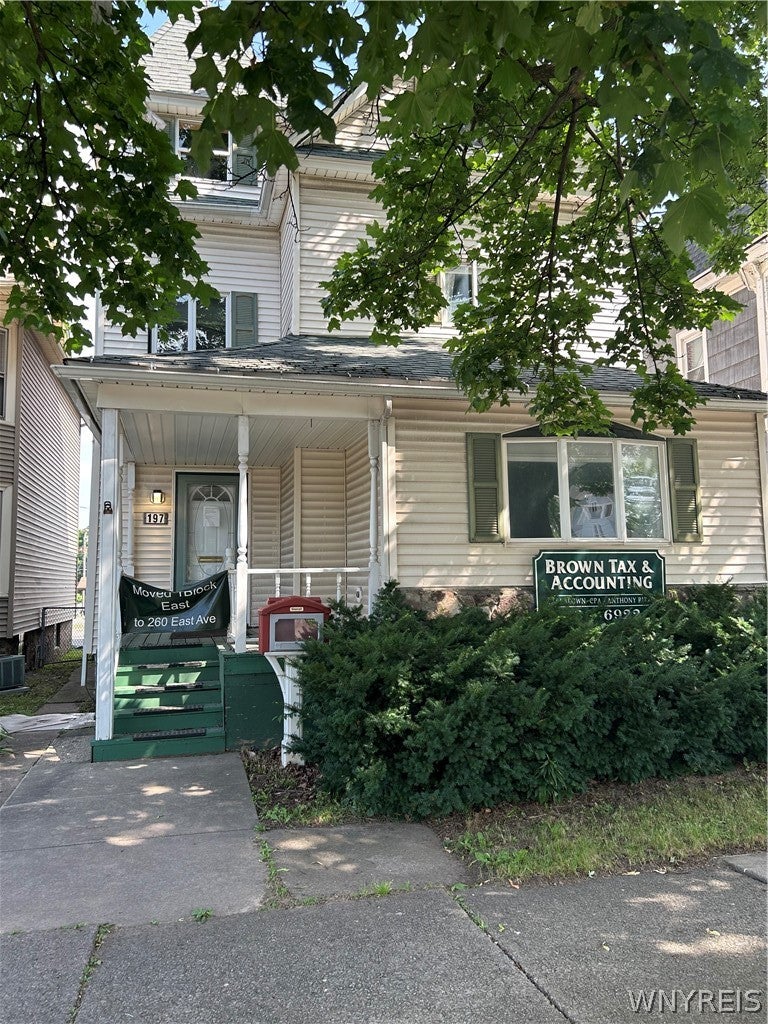 197 East Avenue — photo