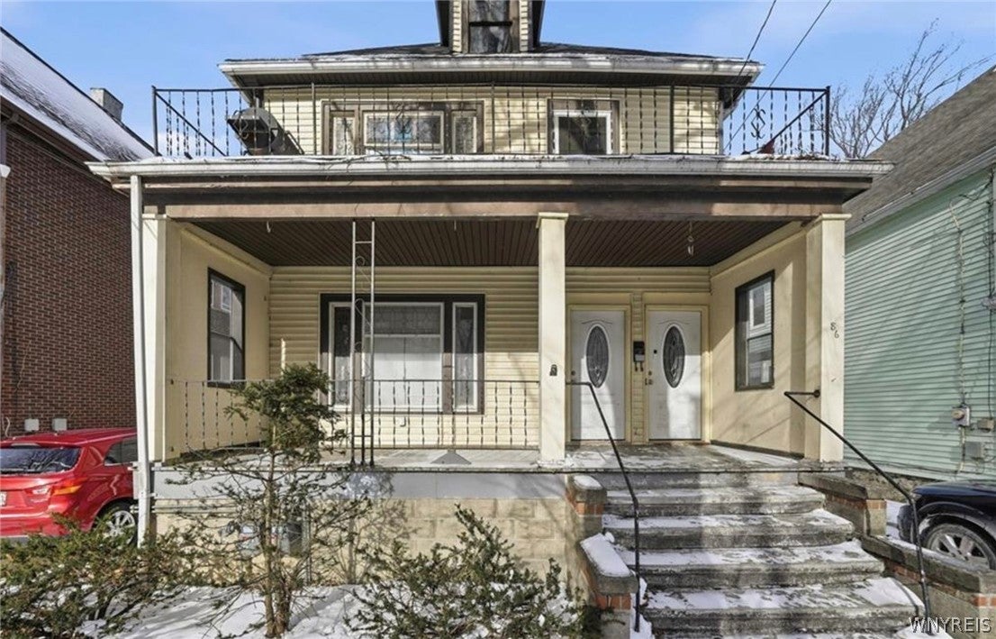 86 Kingston Place N — photo