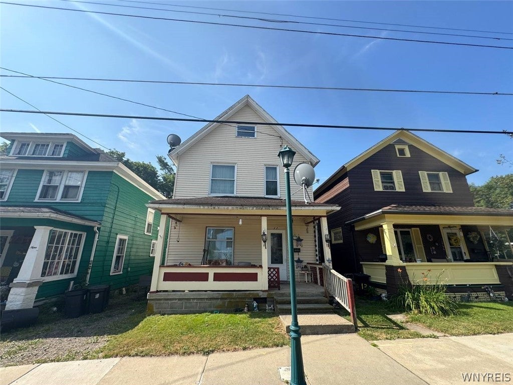 11 Cole Avenue — photo