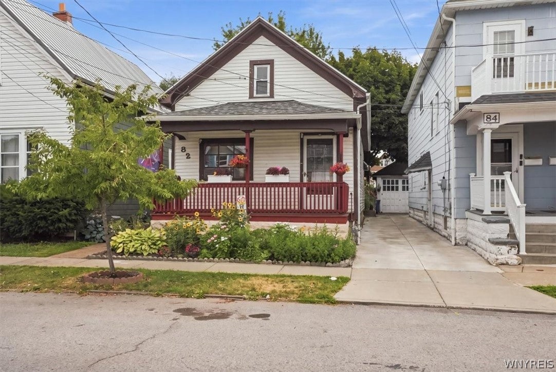 82 Peter Street — photo