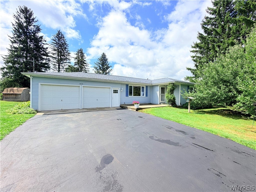 6410 Deanna Drive — photo