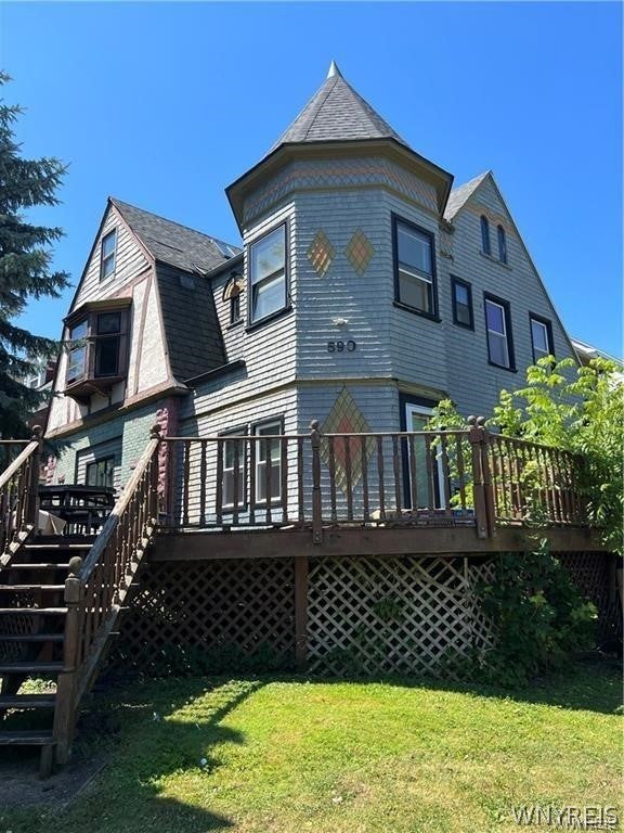 590 Richmond Avenue 4 — photo