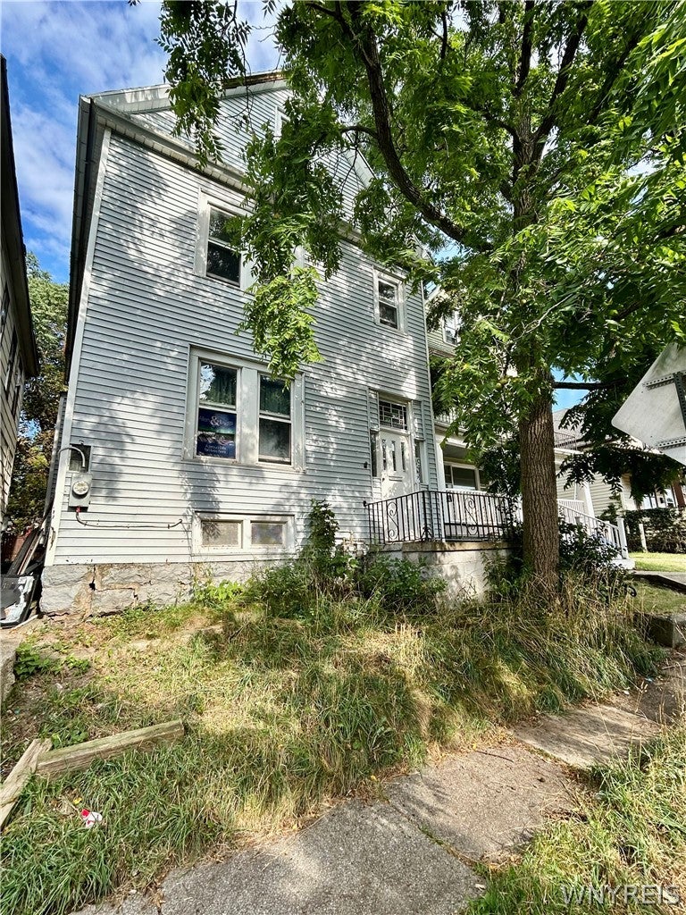 49 Barry Place — photo