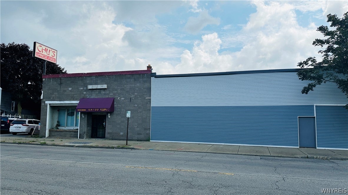 1019 Main Street — photo