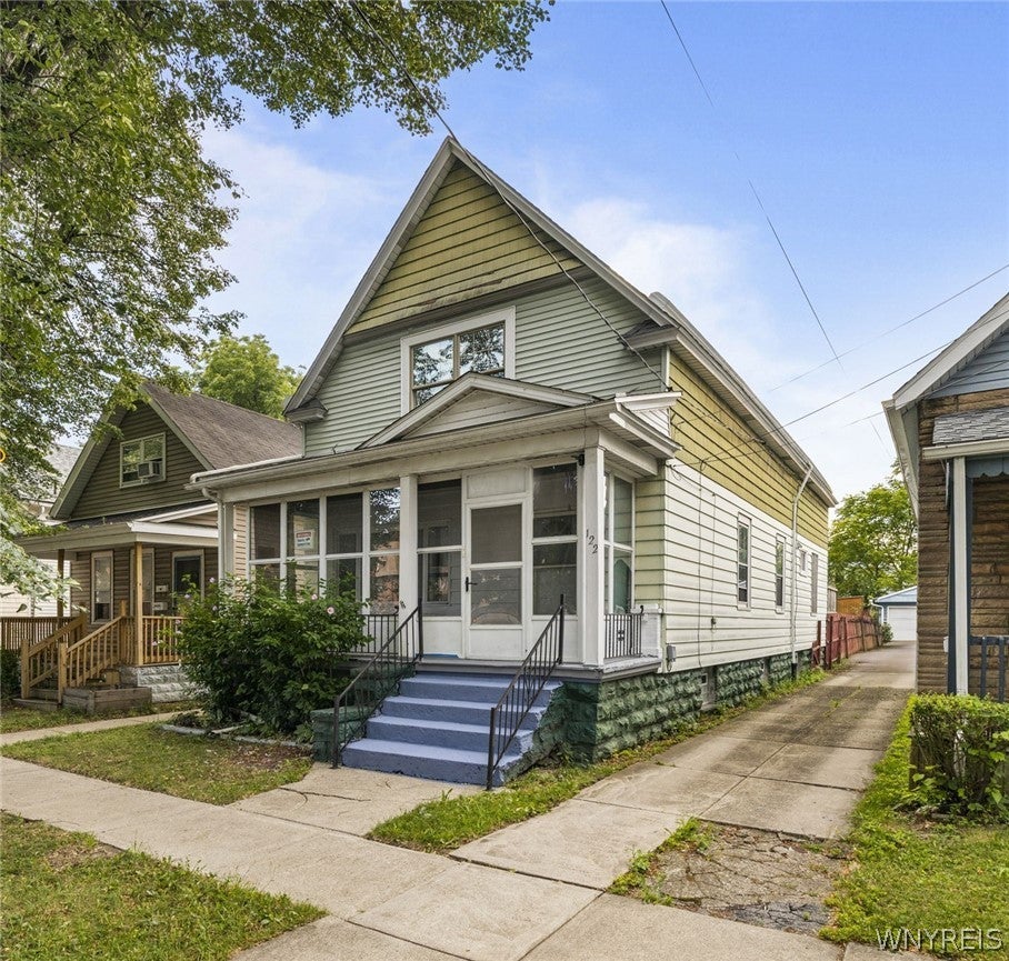 122 Ideal Street — photo