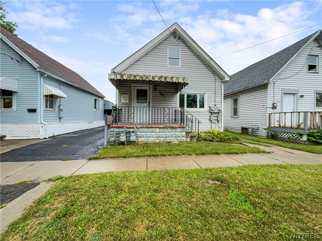 301 Davey Street — photo
