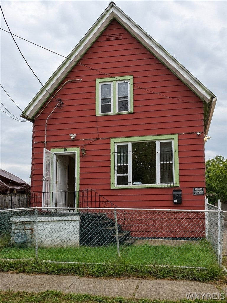 10 Grimes Street — photo