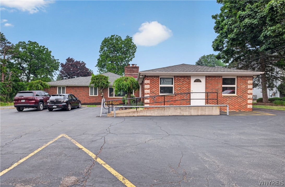 3405 Orchard Park Road — photo