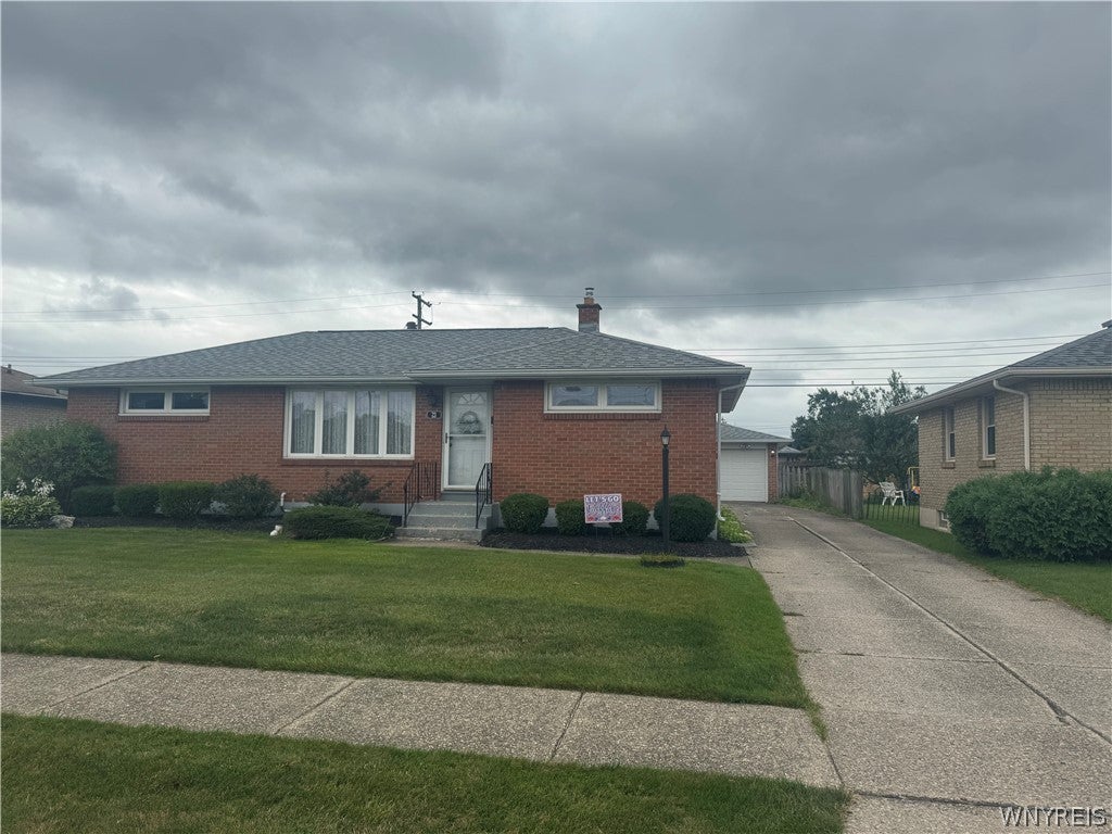 23 Diane Drive — photo