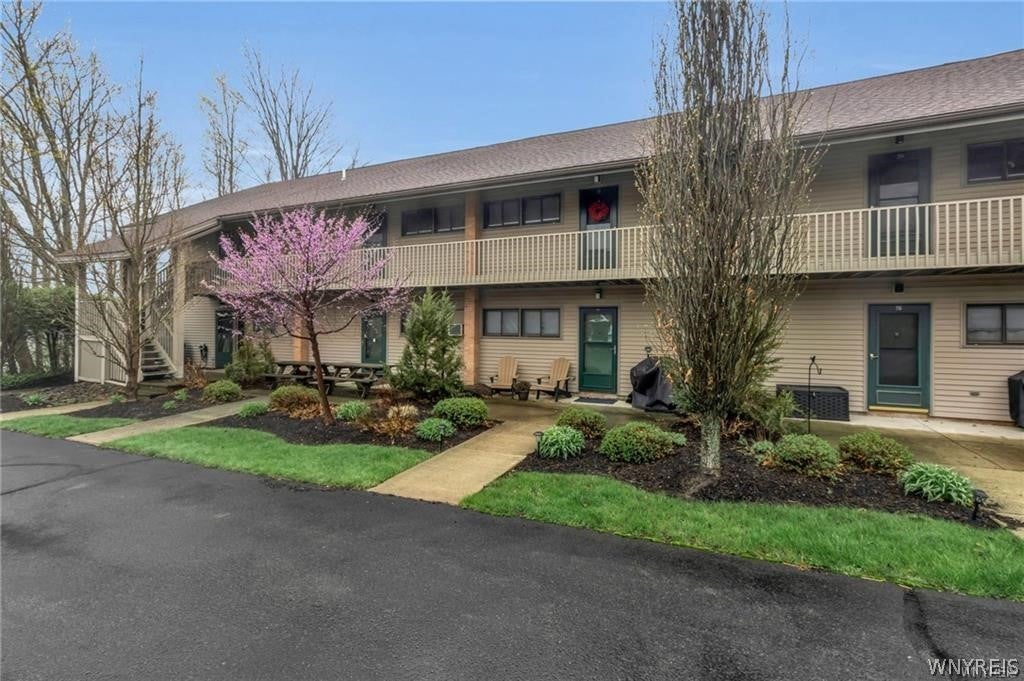 28B Mohawk Drive — photo