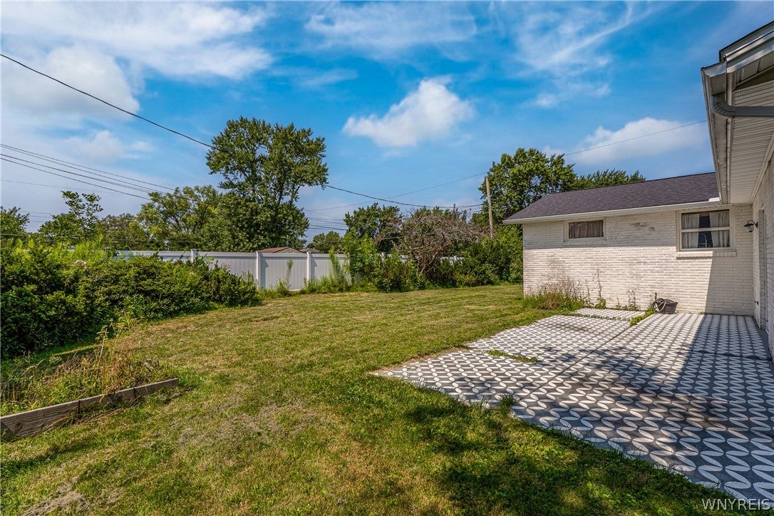 145 E Maplemere Road, Amherst, NY 14221 — photo 3