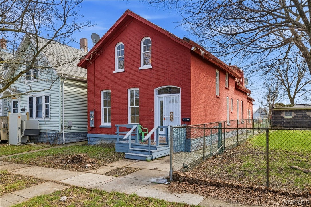 355 Bristol Street — photo