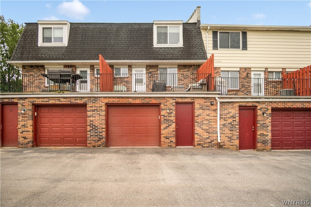 51 Stoneledge Court — photo