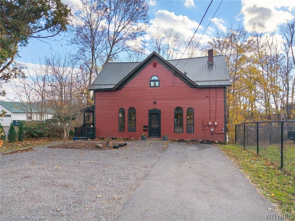 17 Walnut Street — photo