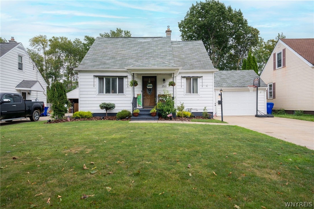 253 Kirkwood Drive — photo