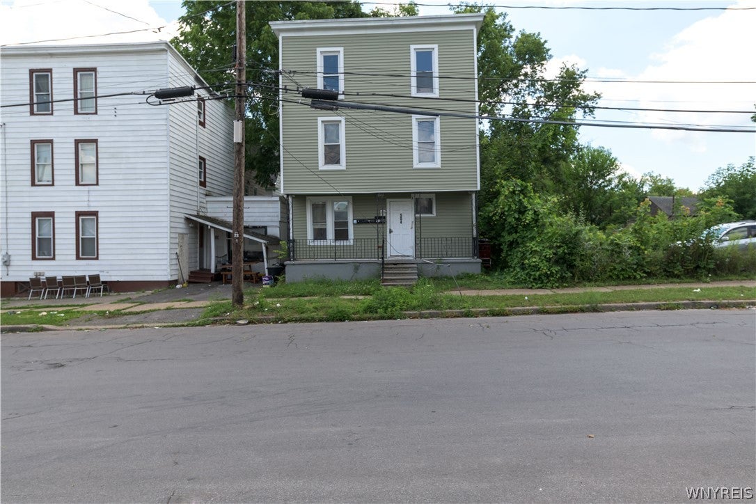 504 Arthur Street — photo