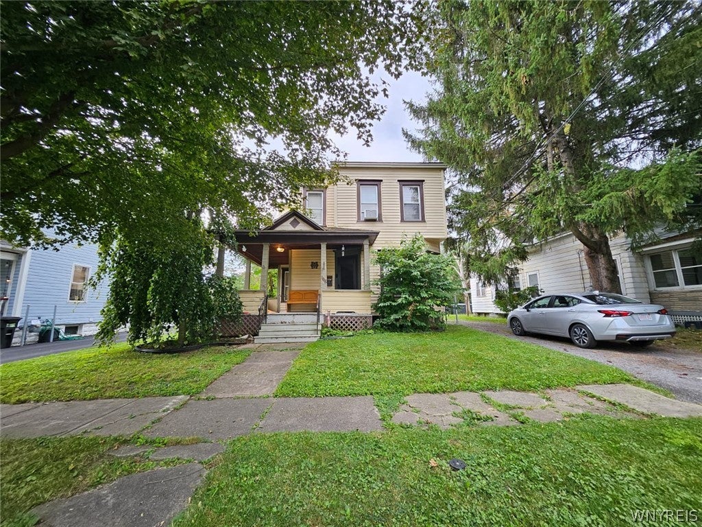 108 E Heman Street — photo