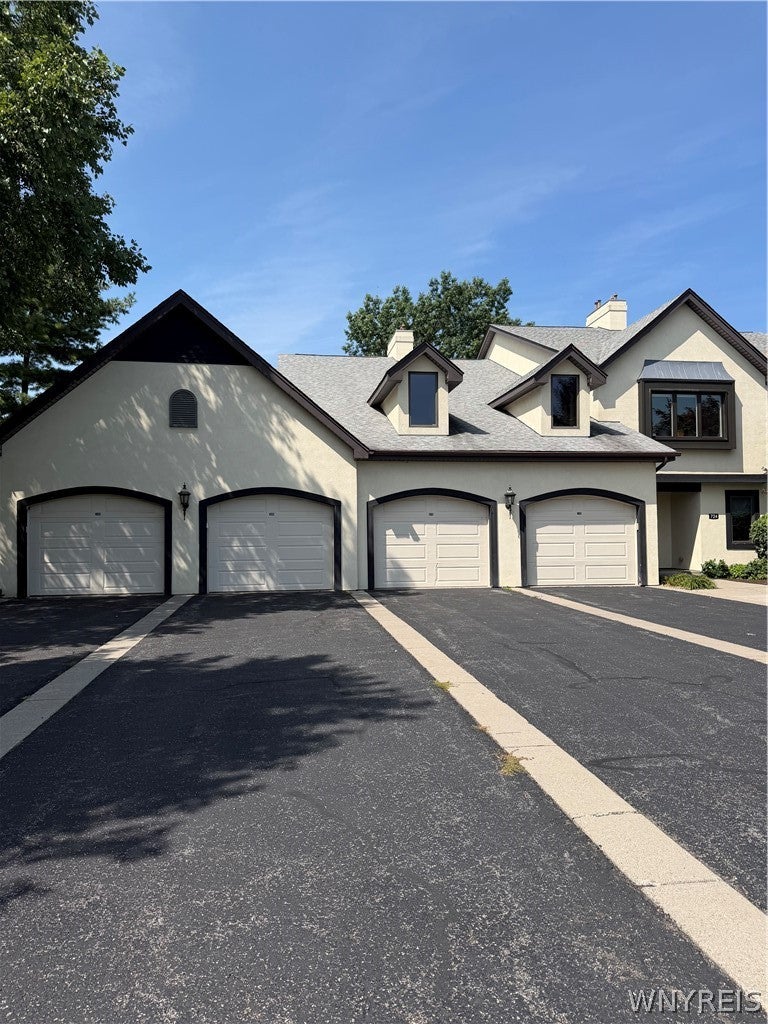 724 Northridge Drive 220 — photo