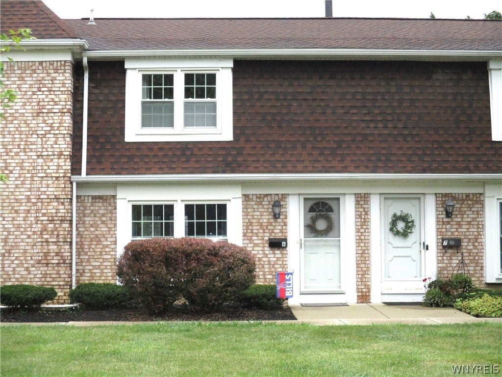 105 Carriage Drive 6 — photo