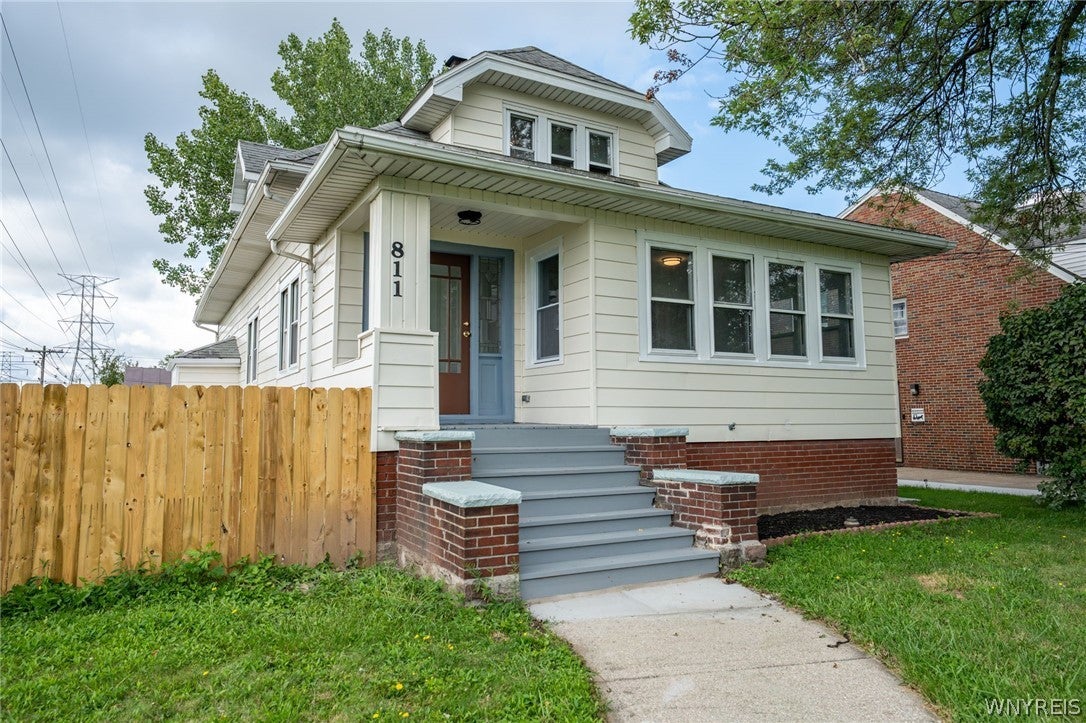 811 Cleveland Drive — photo