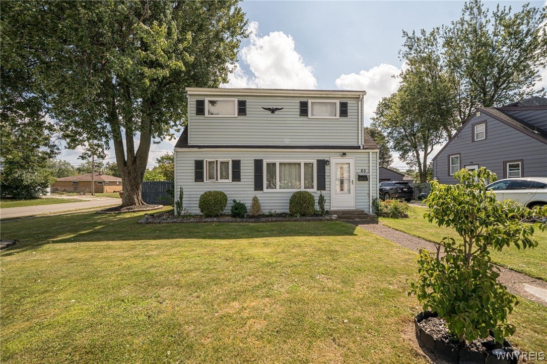 65 Gardenvale Drive — photo