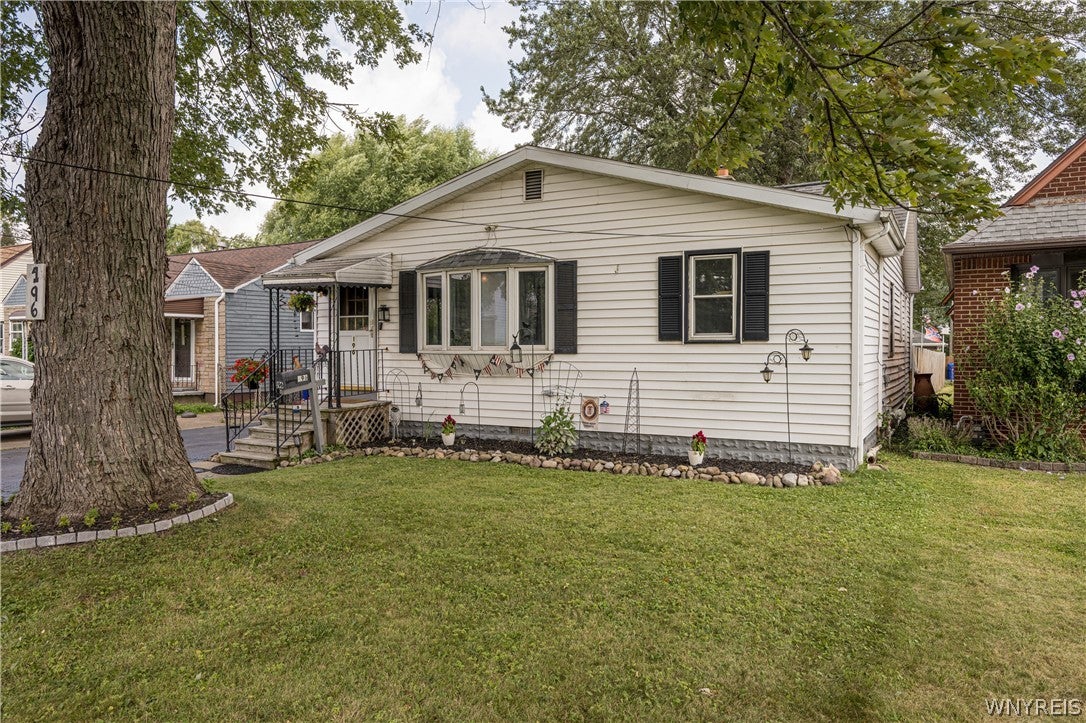 196 Indian Church Road — photo