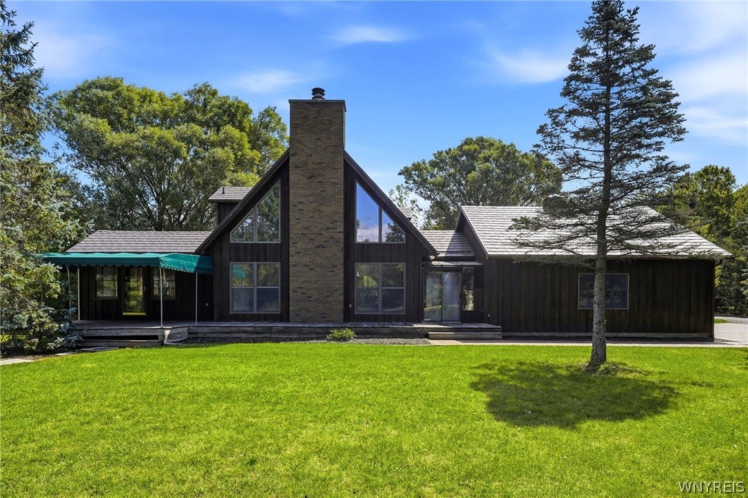 2811 Bullis Road — photo