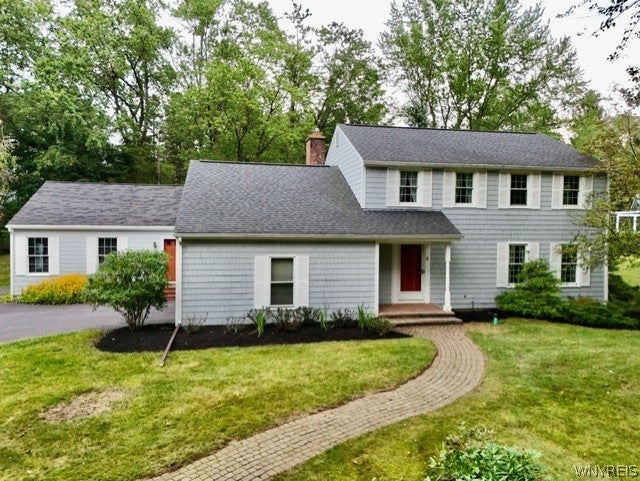 8 Mount Airy Court — photo