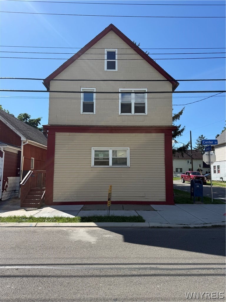 189 Center Street — photo