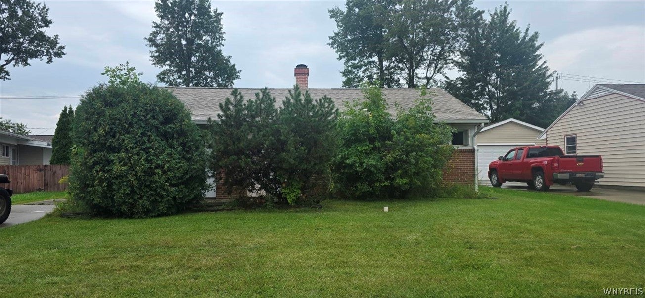 16 Riverdale Drive — photo