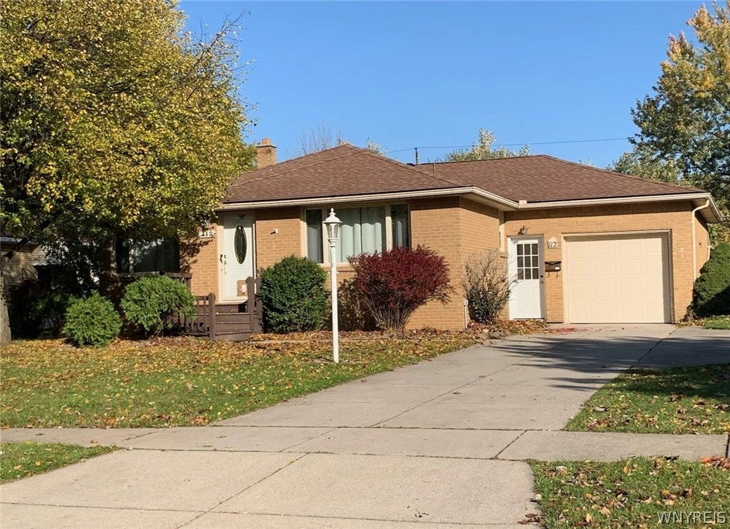 112 Siegfried Drive — photo