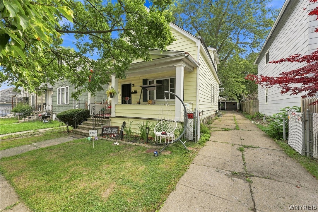 107 Weber Avenue — photo