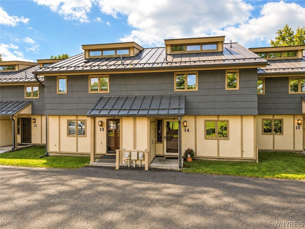 14 Alpine Meadows — photo