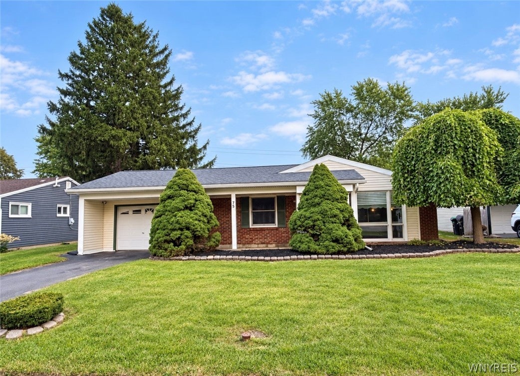75 Burnside Drive — photo