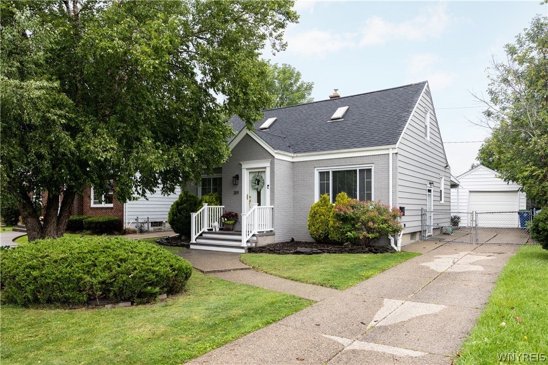 319 Lamont Drive — photo