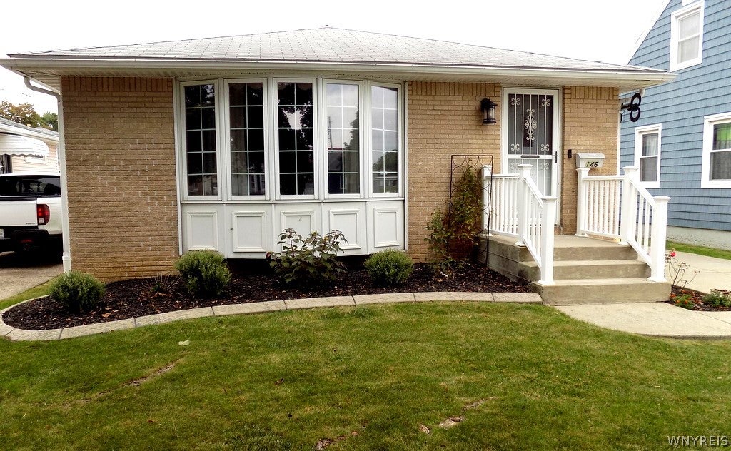 146 Desmond Drive — photo