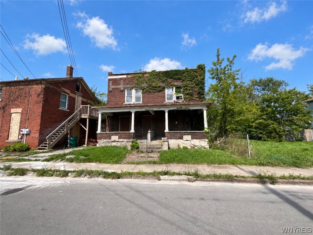 1306 Whitney Avenue — photo