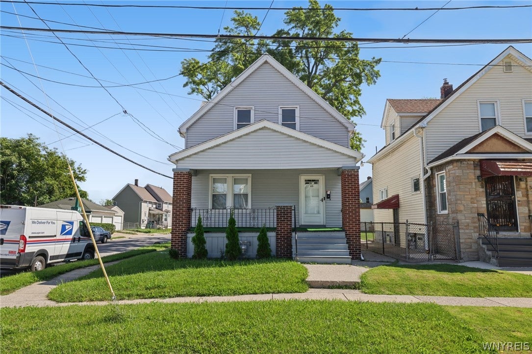 63 Montclair Avenue — photo