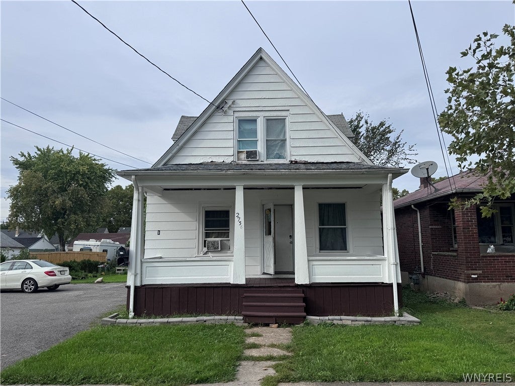 2758 Falls Street — photo