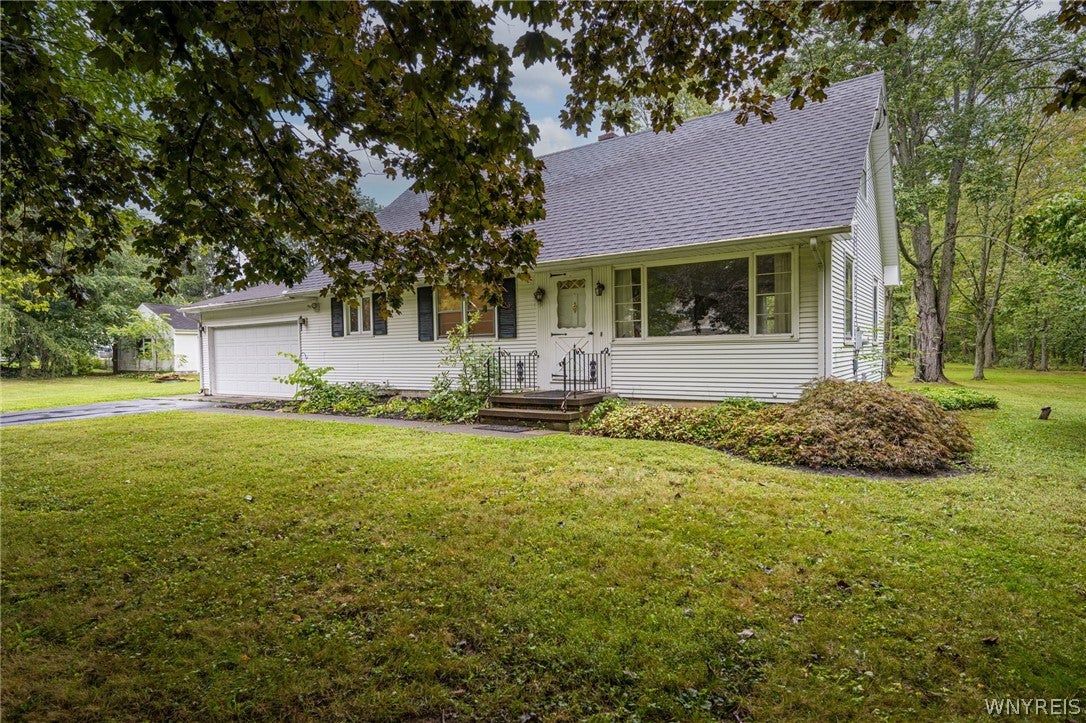 6494 Versailles Road — photo