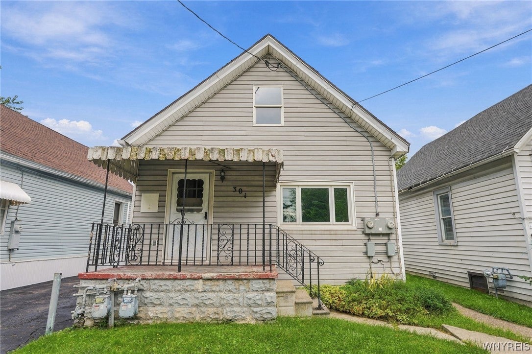 301 Davey Street — photo