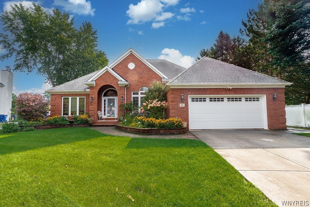 27 Brookshire Ct — photo