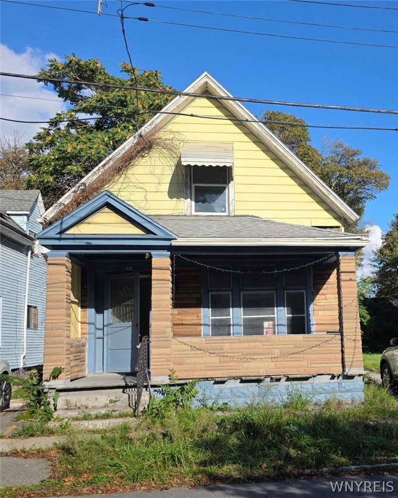 301 Peach Street — photo