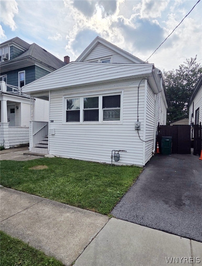 146 Floss Avenue — photo