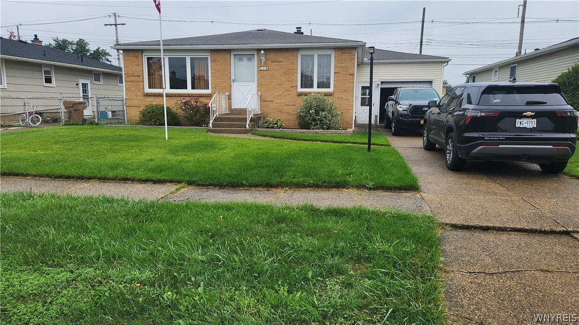 150 Lou Ann Drive — photo