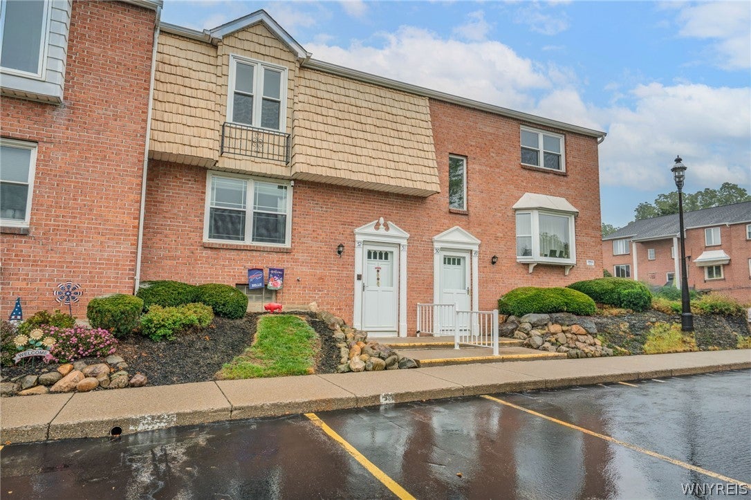 3903 Bowen Road 52 — photo